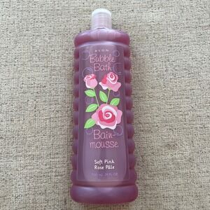 Avon Bubble Bath Soft Pink Rose Pale Scent 700ml 24 fl oz New, Sealed!